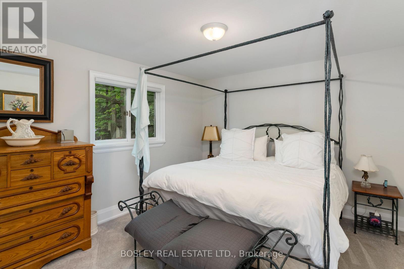 Cottage - 152 Farlain Lake Road E, Tiny, Ontario  L9M 0B5 - Photo 8 - S13061432