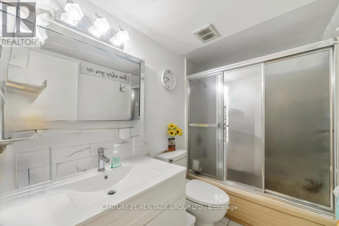 1408 - 2323 Confederation Parkway, Mississauga, Ontario  L5B 1R6 - Photo 19 - W13055714