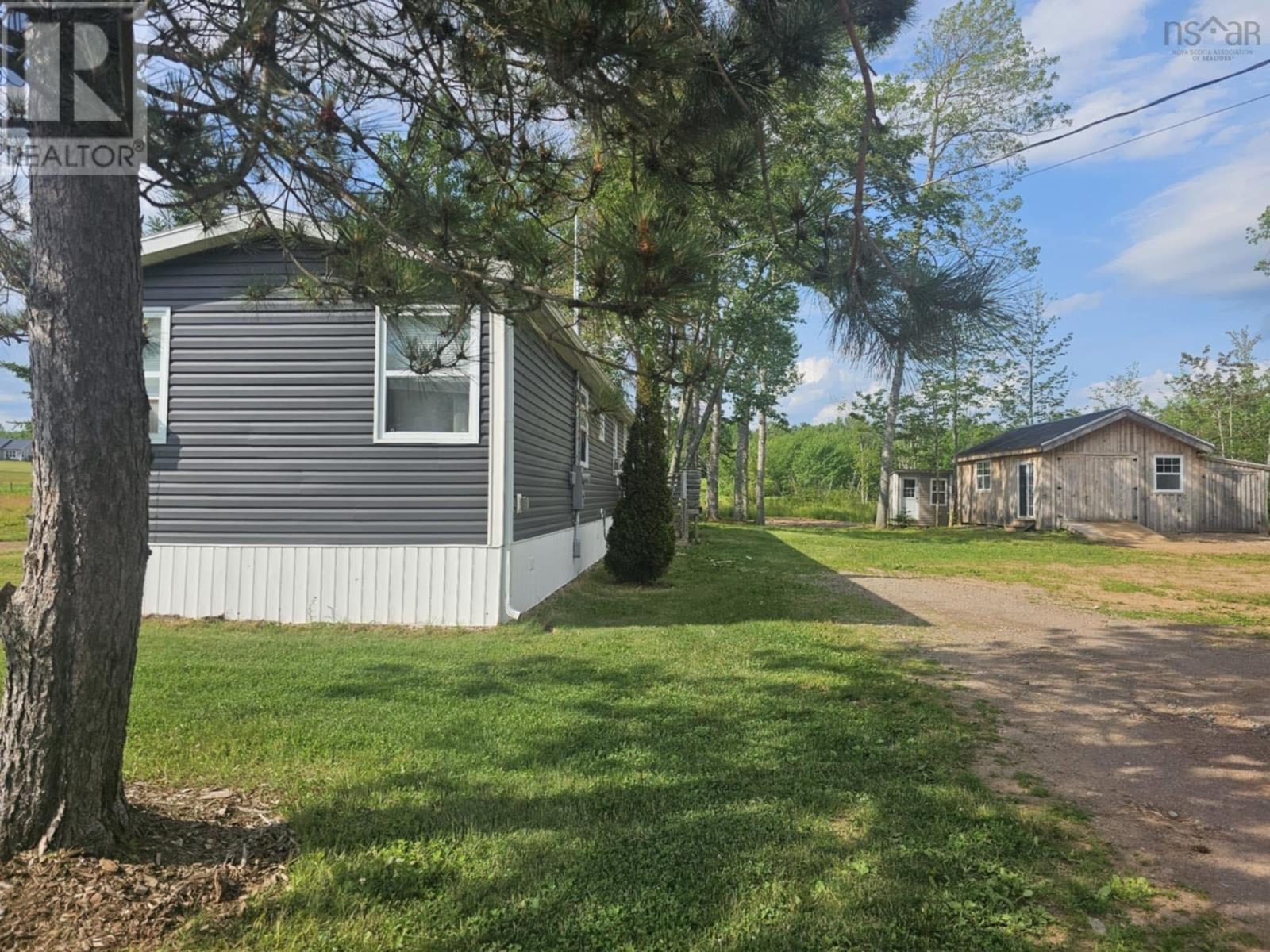 7051 Highway 2, Portapique, Nova Scotia  B0M 1B0 - Photo 3 - 202529115