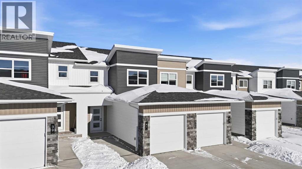 41 Violet Point, Sylvan Lake, Alberta  T4S 0X1 - Photo 3 - A2287589