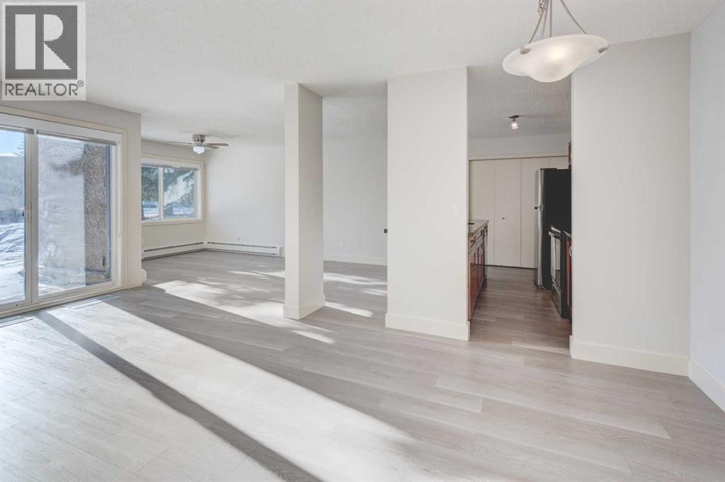 1, 101 Village Heights SW, Calgary, Alberta  T3H 2L2 - Photo 4 - A2282367