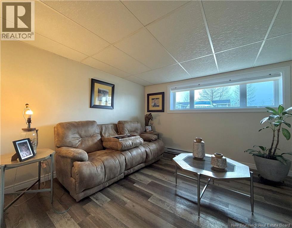 253 Jaques, Beresford, New Brunswick  E8K 1J9 - Photo 14 - NB138187