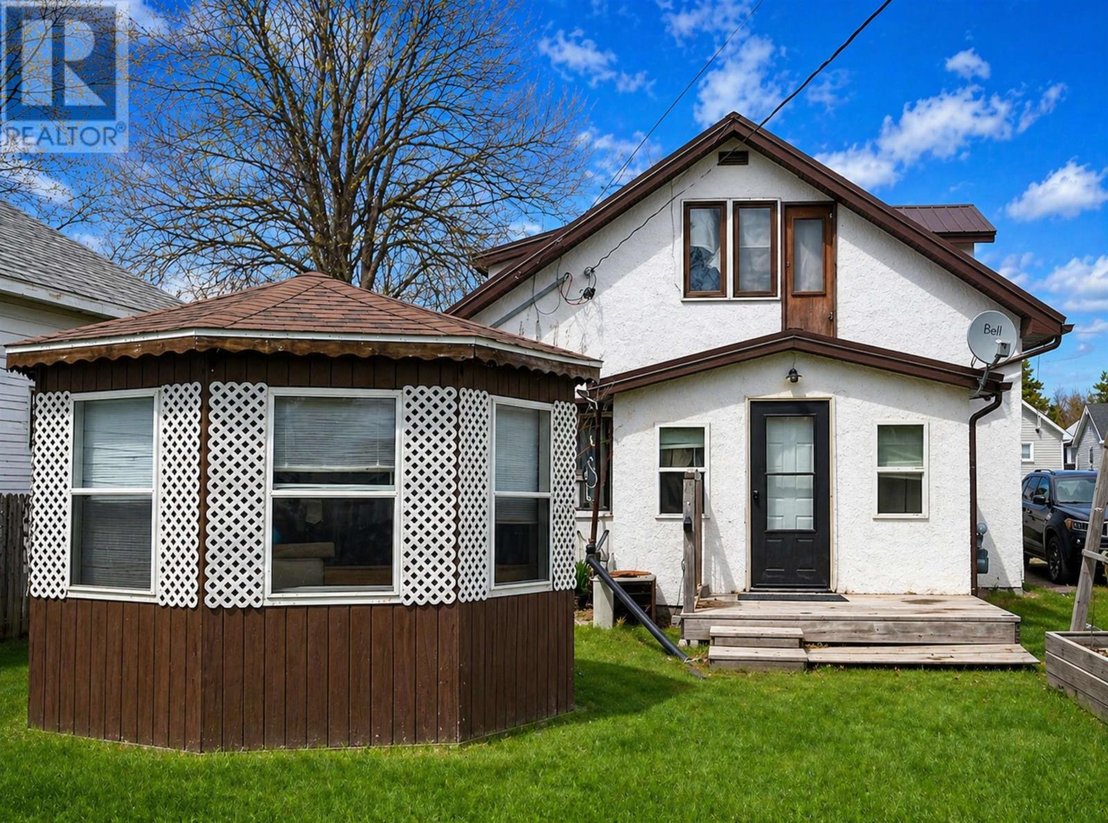 1025 Second St E, Fort Frances, Ontario  P9A 1P1 - Photo 2 - TB2600829