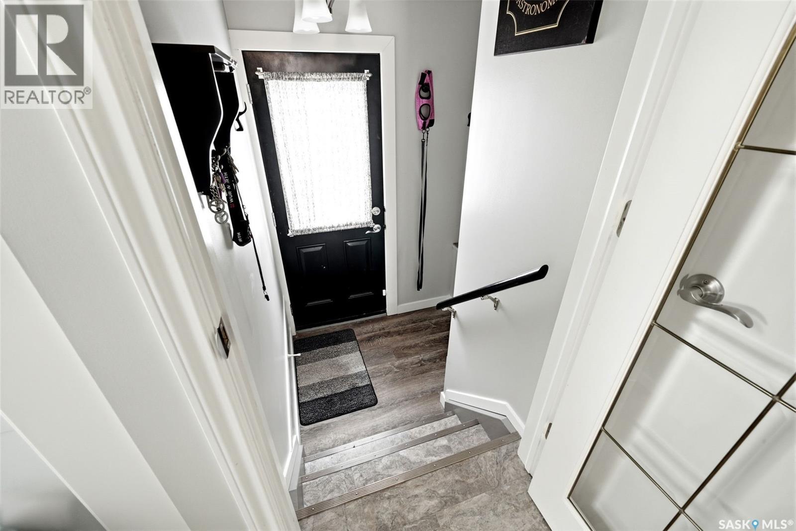 201 Shannon Road, Regina, Saskatchewan  S4S 5H8 - Photo 35 - SK034337