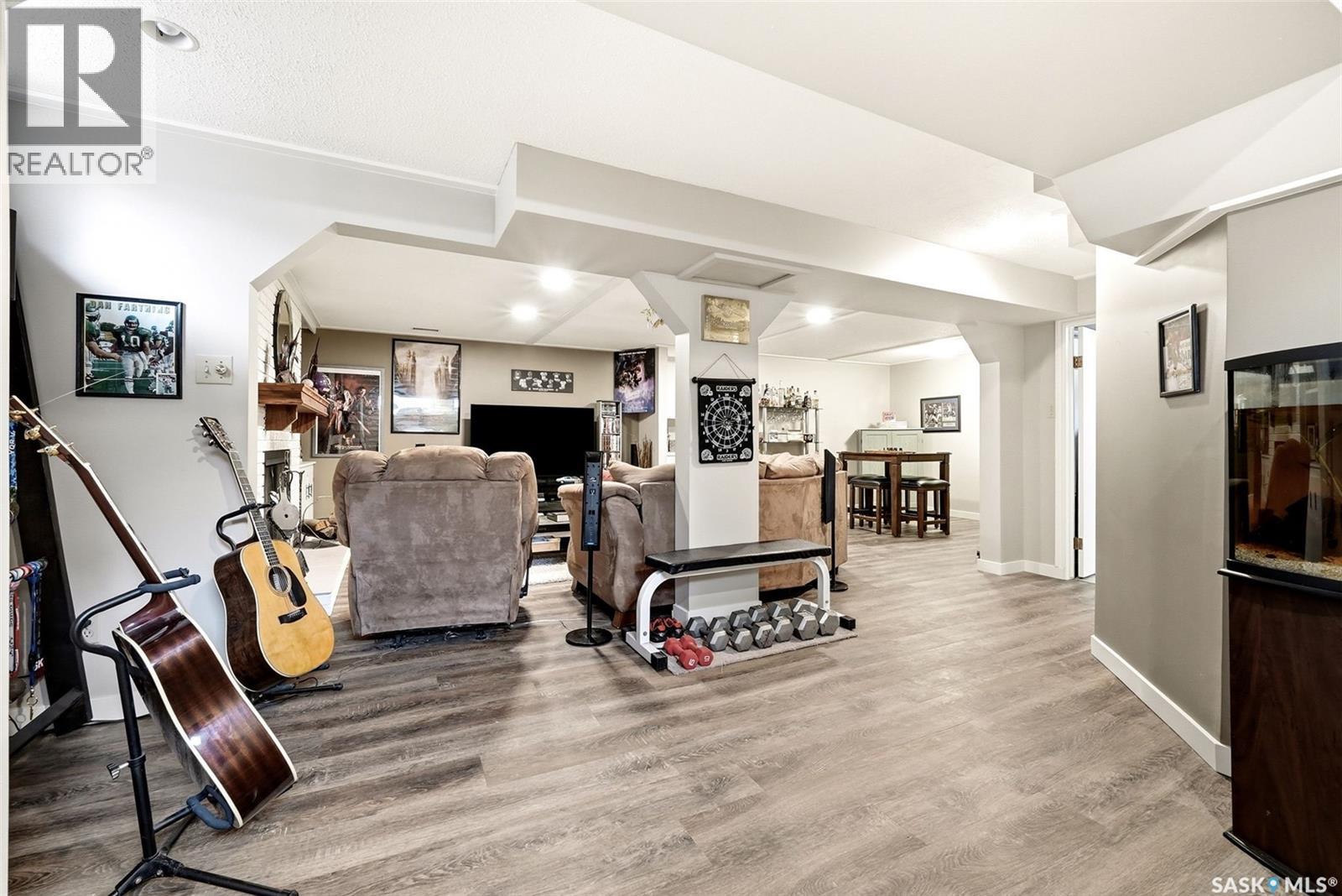 201 Shannon Road, Regina, Saskatchewan  S4S 5H8 - Photo 38 - SK034337