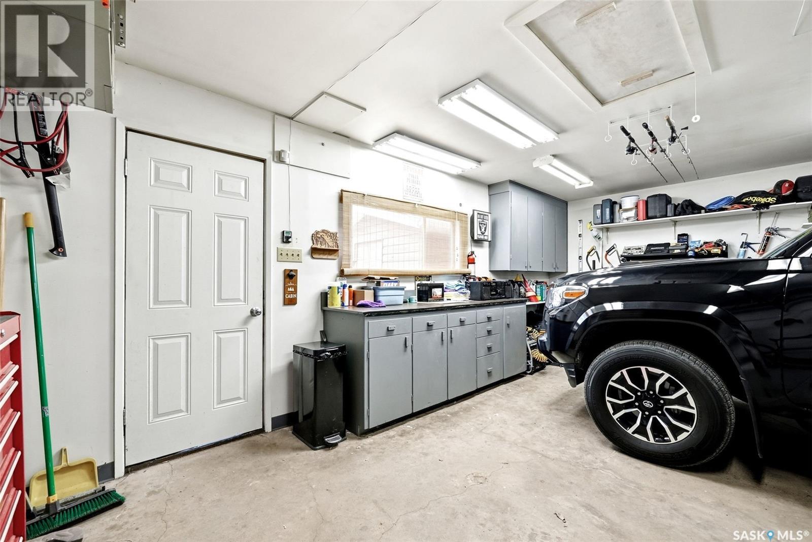 201 Shannon Road, Regina, Saskatchewan  S4S 5H8 - Photo 62 - SK034337