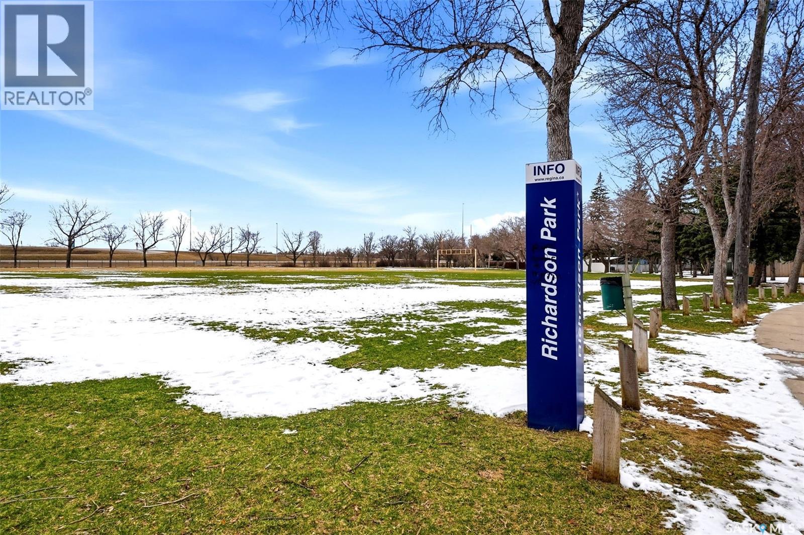 201 Shannon Road, Regina, Saskatchewan  S4S 5H8 - Photo 7 - SK034337