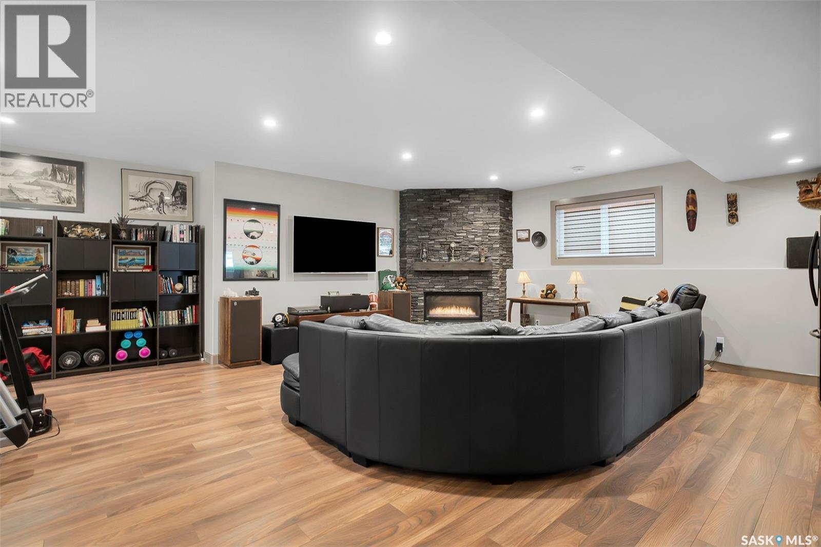 530 Dagnone Crescent, Saskatoon, Saskatchewan  S7V 0P8 - Photo 34 - SK034322