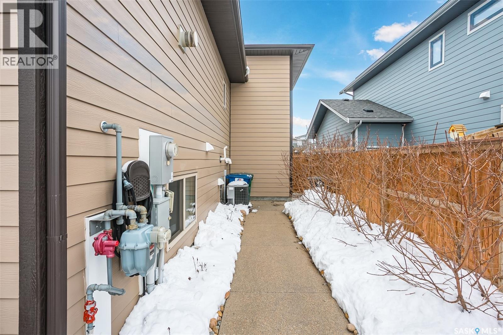 530 Dagnone Crescent, Saskatoon, Saskatchewan  S7V 0P8 - Photo 54 - SK034322