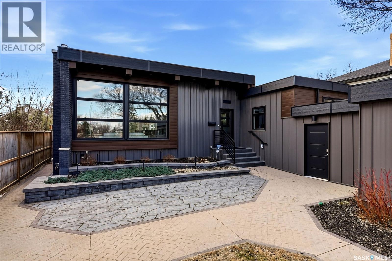 3330 Albert Street, Regina, Saskatchewan  S4S 3P1 - Photo 3 - SK034267