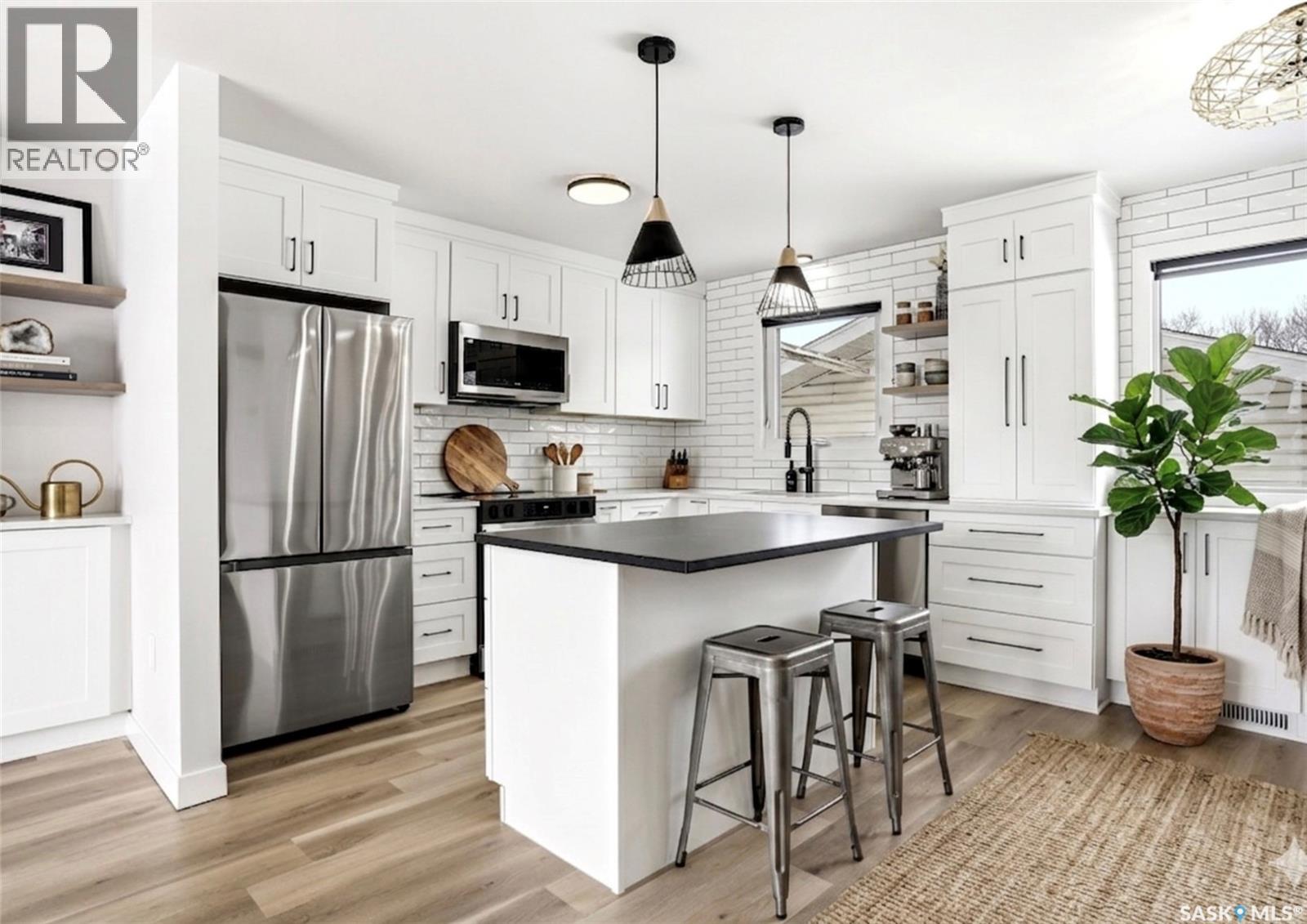 345 Mccarthy Boulevard N, Regina, Saskatchewan  S4R 5R3 - Photo 3 - SK034122