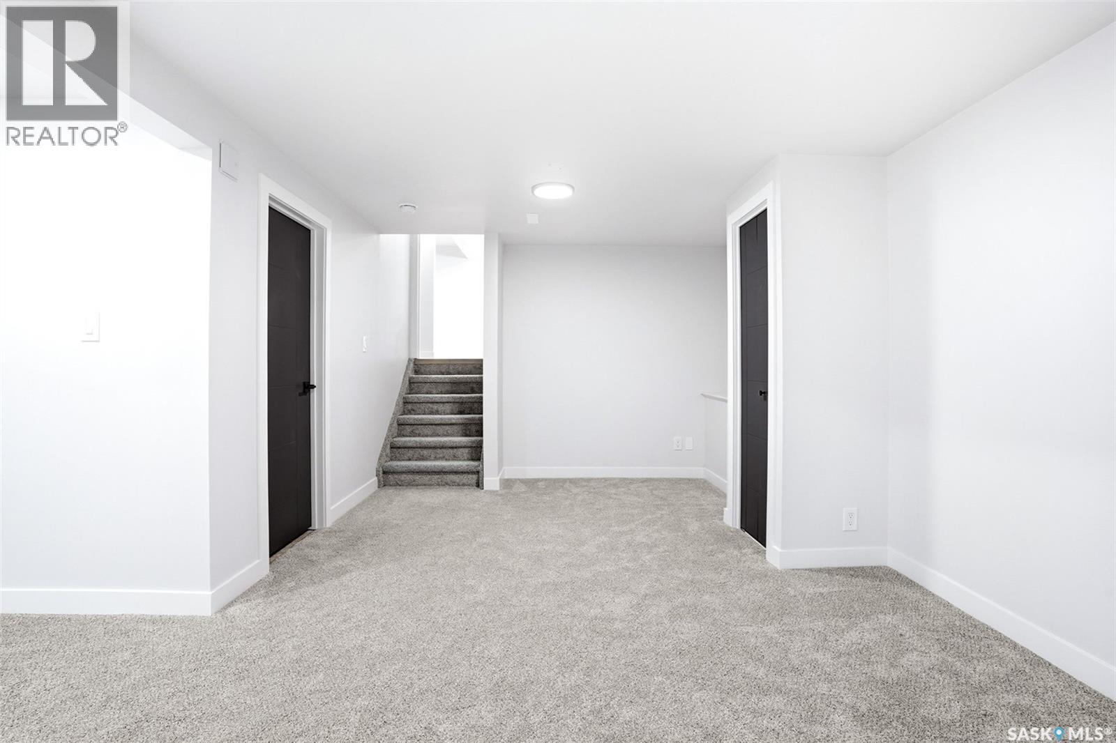 345 Mccarthy Boulevard N, Regina, Saskatchewan  S4R 5R3 - Photo 34 - SK034122