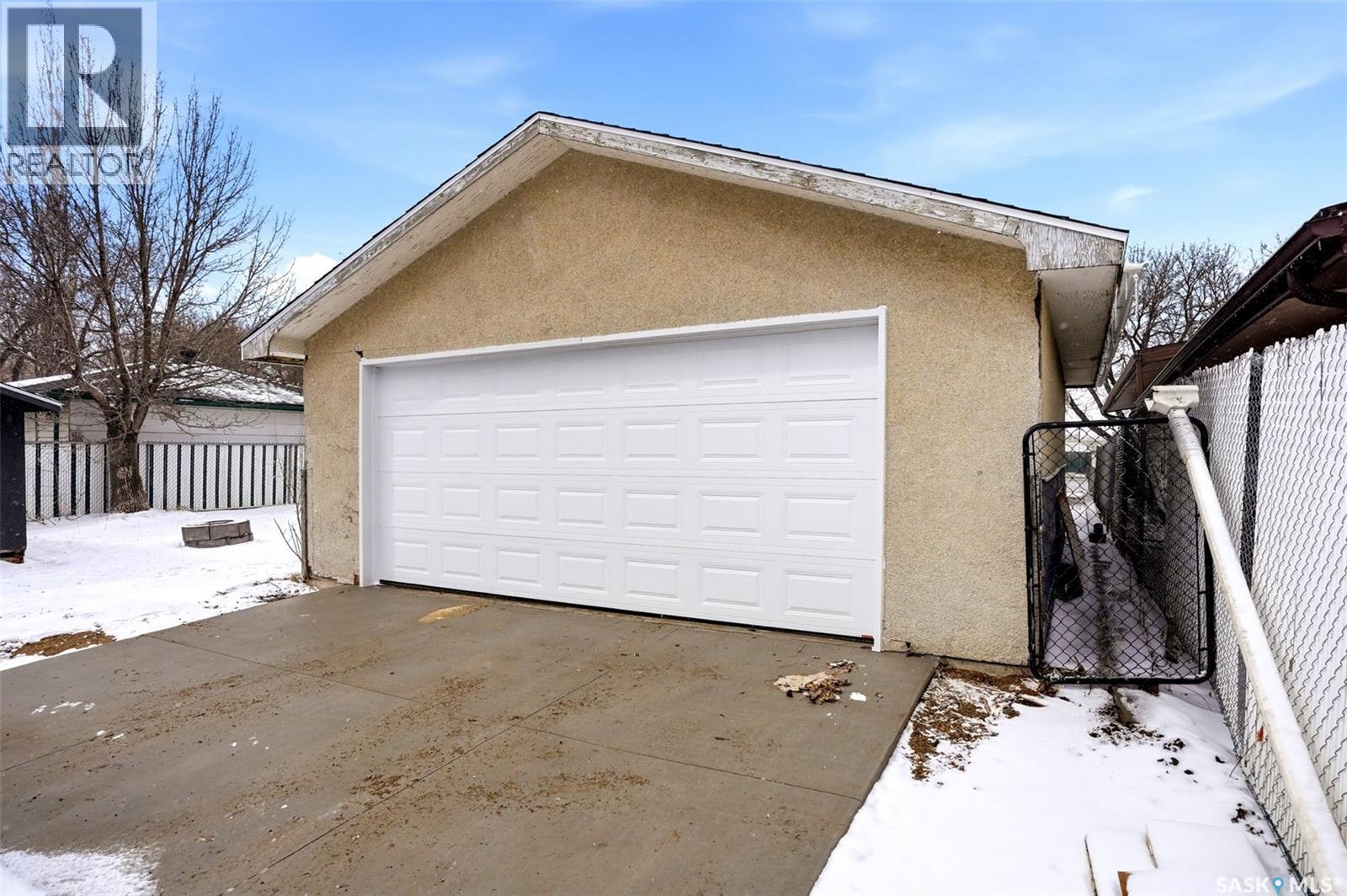 345 Mccarthy Boulevard N, Regina, Saskatchewan  S4R 5R3 - Photo 42 - SK034122