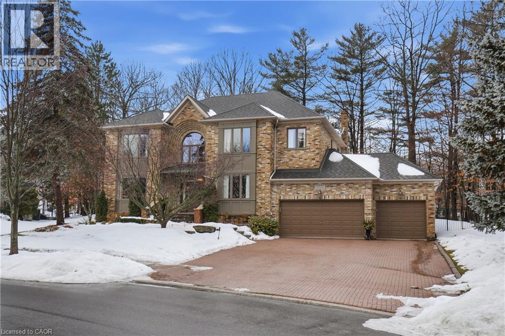 1121 FORESTVALE Drive, Burlington, Ontario