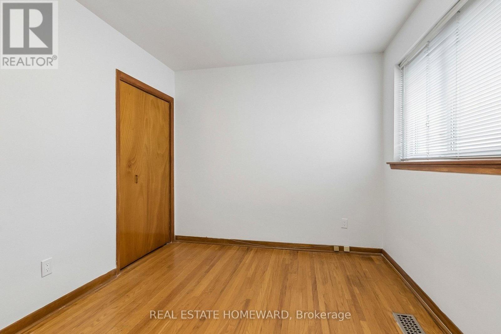 71 Thwaite Avenue, Toronto, Ontario  M3L 2C8 - Photo 29 - W13061390