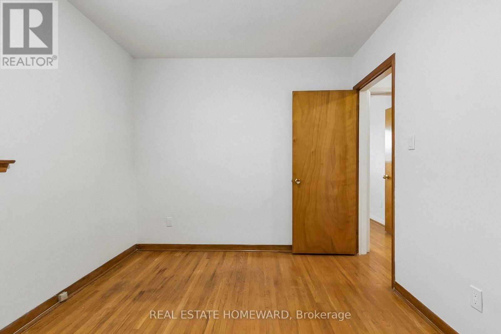 71 Thwaite Avenue, Toronto, Ontario  M3L 2C8 - Photo 30 - W13061390