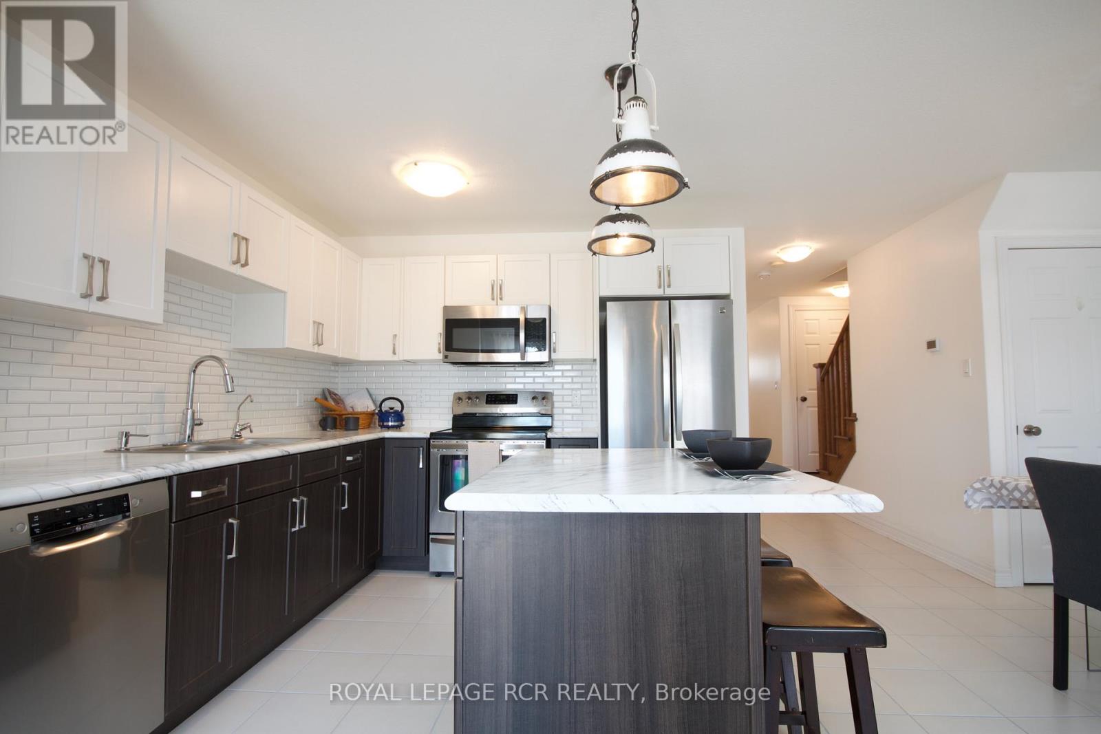 27 - 124 Parkinson Crescent, Orangeville, Ontario  L9W 6X3 - Photo 6 - W13061394