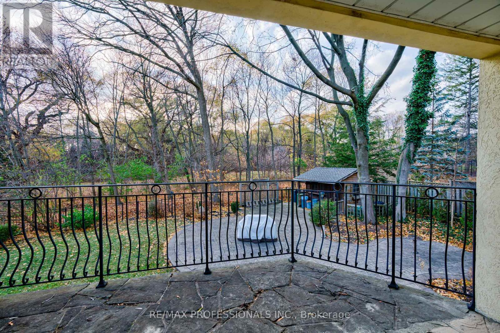 560 Meadow Wood Road, Mississauga, Ontario  L5J 2S3 - Photo 4 - W13061404