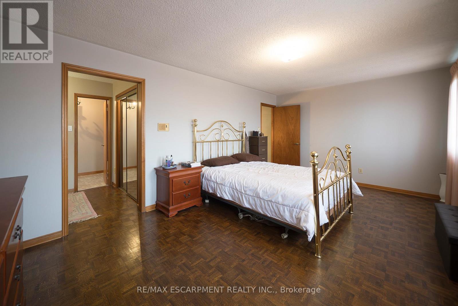 2057 Wincanton Crescent, Mississauga, Ontario  L5M 3E4 - Photo 21 - W13061438