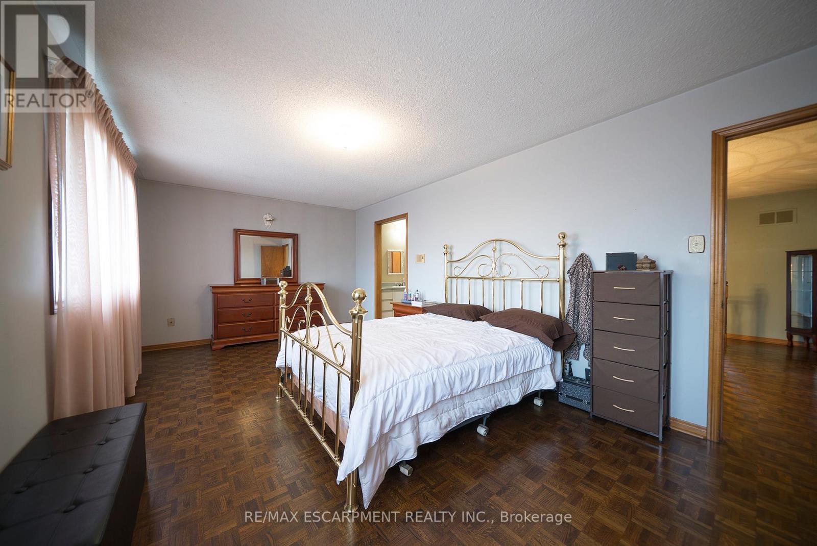 2057 Wincanton Crescent, Mississauga, Ontario  L5M 3E4 - Photo 22 - W13061438