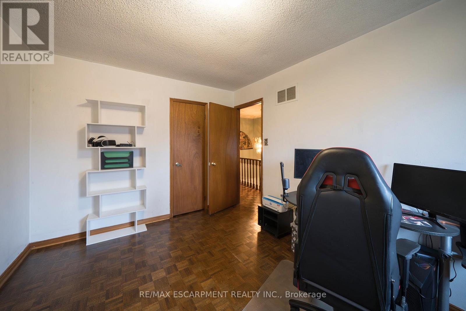 2057 Wincanton Crescent, Mississauga, Ontario  L5M 3E4 - Photo 28 - W13061438