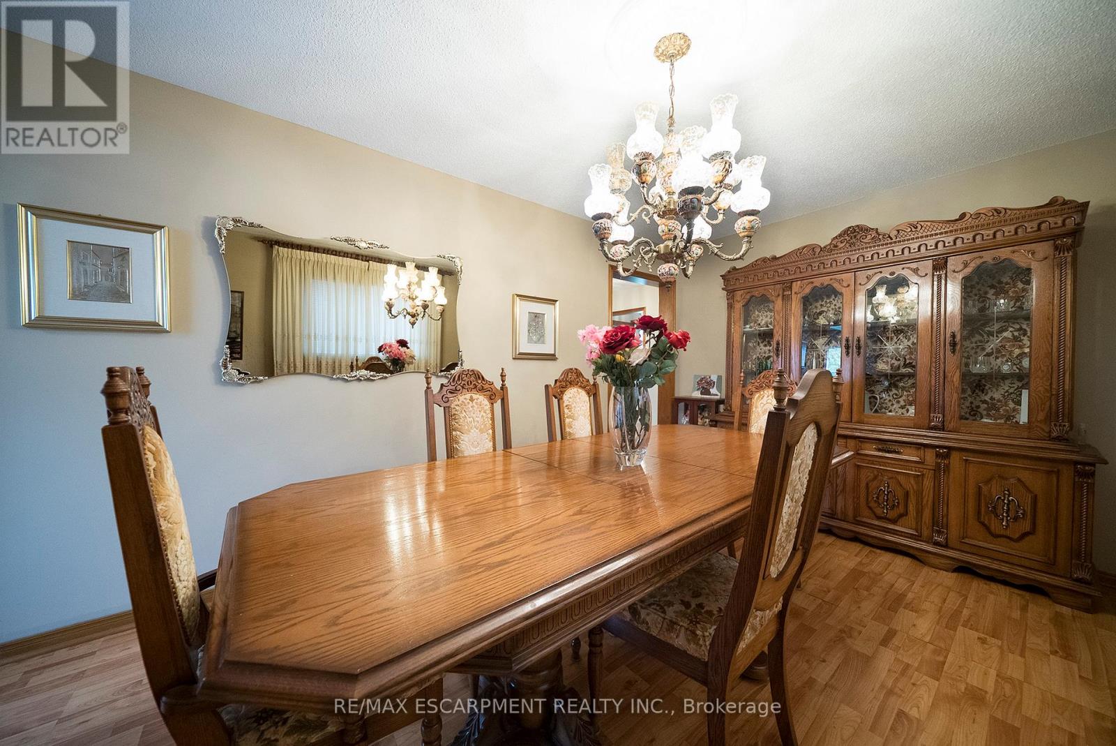 2057 Wincanton Crescent, Mississauga, Ontario  L5M 3E4 - Photo 7 - W13061438