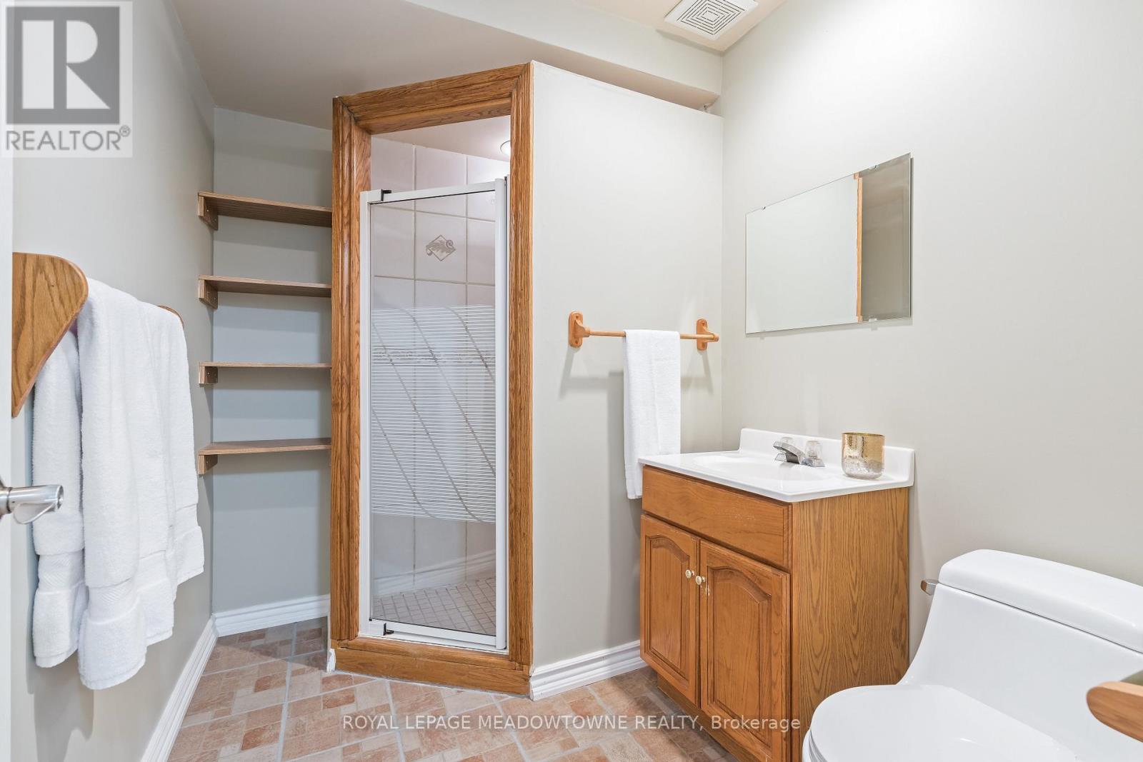 8 Bonnette Street, Halton Hills, Ontario  L7J 2Z9 - Photo 29 - W13061466