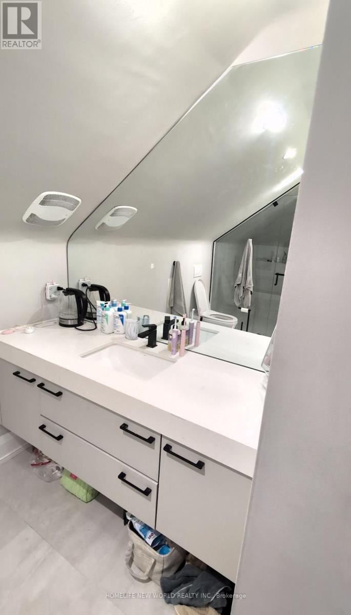 Entire Property - 16 Laxton Avenue, Toronto, Ontario  M6K 1K9 - Photo 19 - W13061468