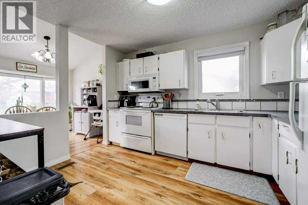 70 Princeton Road W, Lethbridge, Alberta  T1K 5A2 - Photo 12 - A2295851