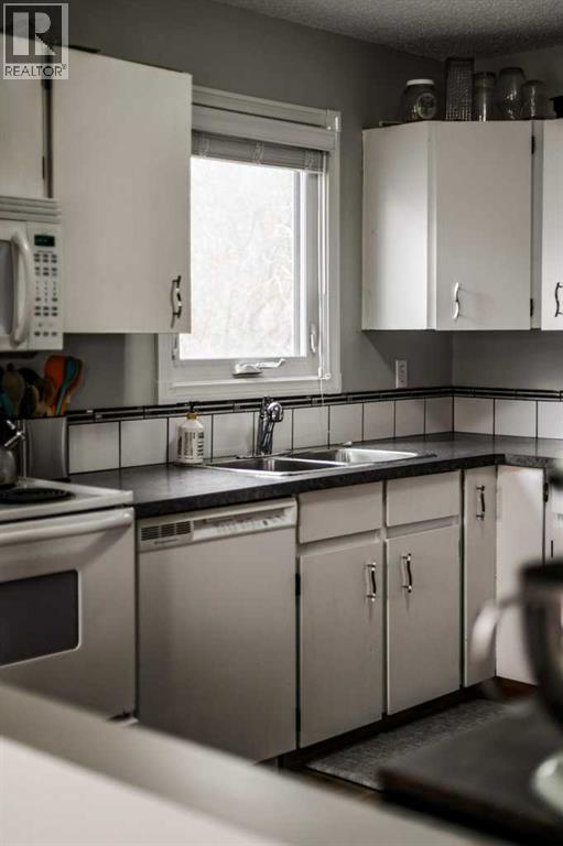 70 Princeton Road W, Lethbridge, Alberta  T1K 5A2 - Photo 33 - A2295851