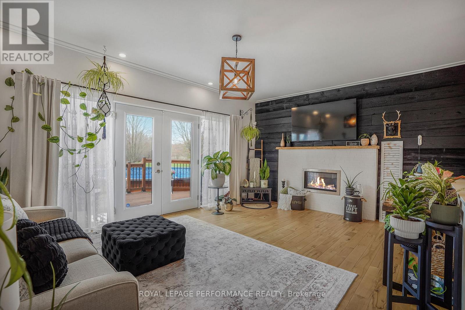 1560 Sandy Hill Road, Champlain, Ontario  K6A 2R2 - Photo 11 - X13061536