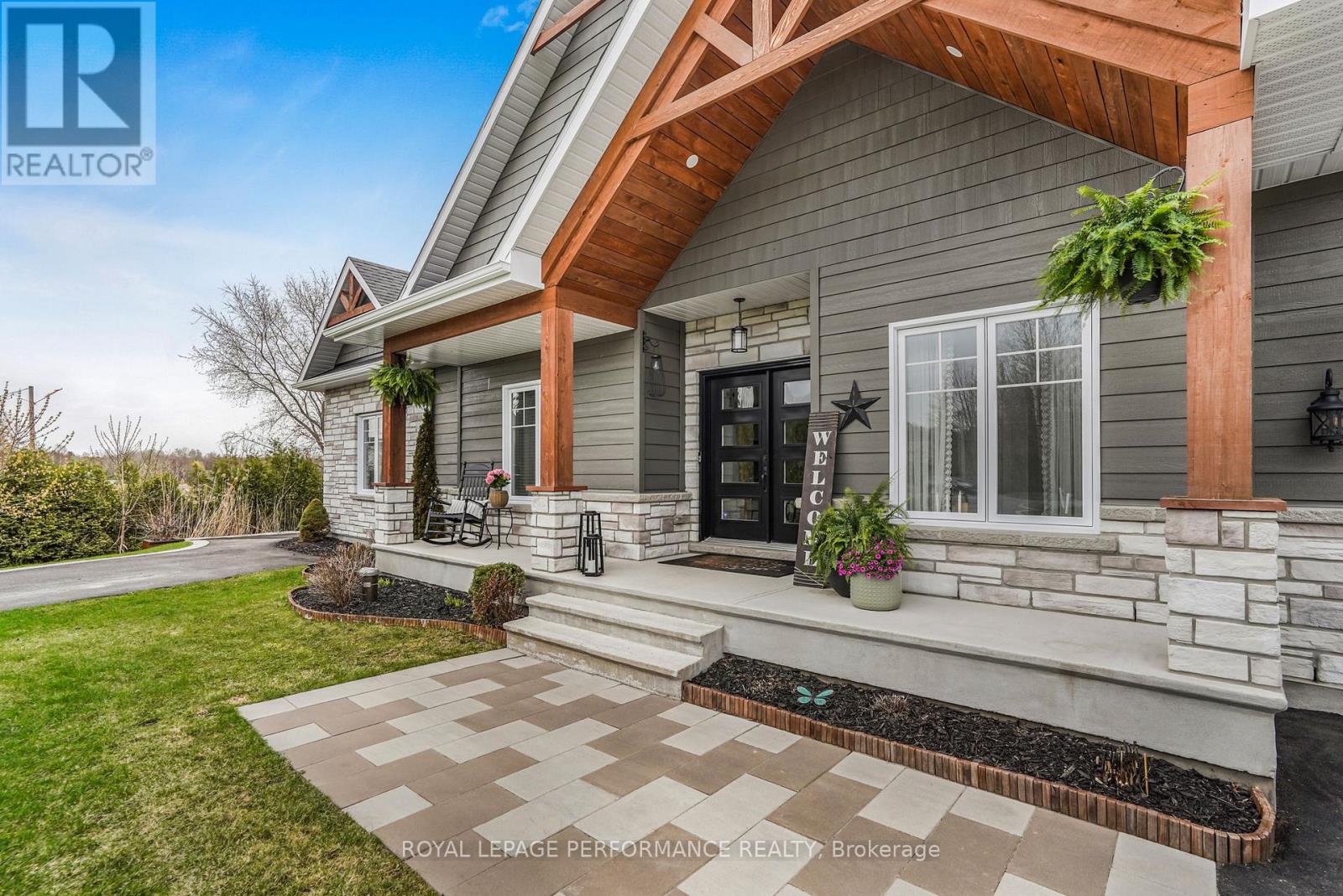 1560 Sandy Hill Road, Champlain, Ontario  K6A 2R2 - Photo 3 - X13061536