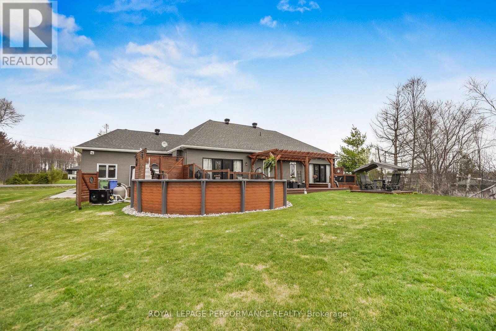 1560 Sandy Hill Road, Champlain, Ontario  K6A 2R2 - Photo 34 - X13061536