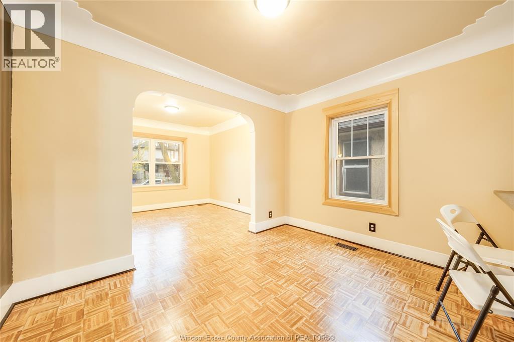 1046 Elsmere, Windsor, Ontario  N9A 2B2 - Photo 15 - 26009589