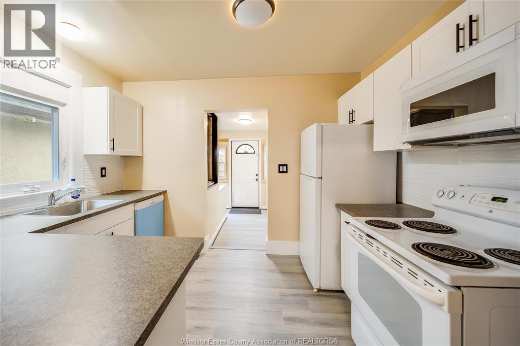 1046 Elsmere, Windsor, Ontario  N9A 2B2 - Photo 17 - 26009589
