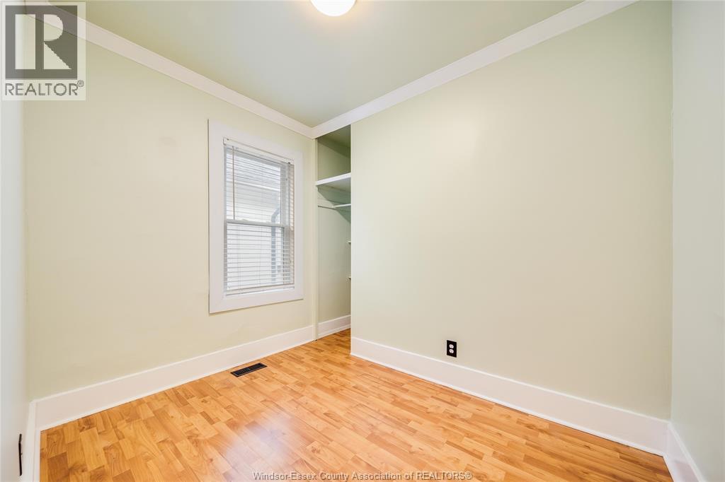 1046 Elsmere, Windsor, Ontario  N9A 2B2 - Photo 23 - 26009589
