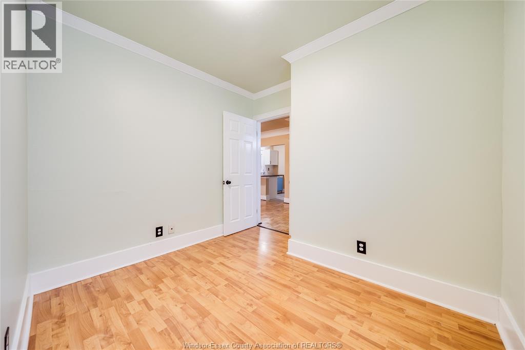 1046 Elsmere, Windsor, Ontario  N9A 2B2 - Photo 24 - 26009589