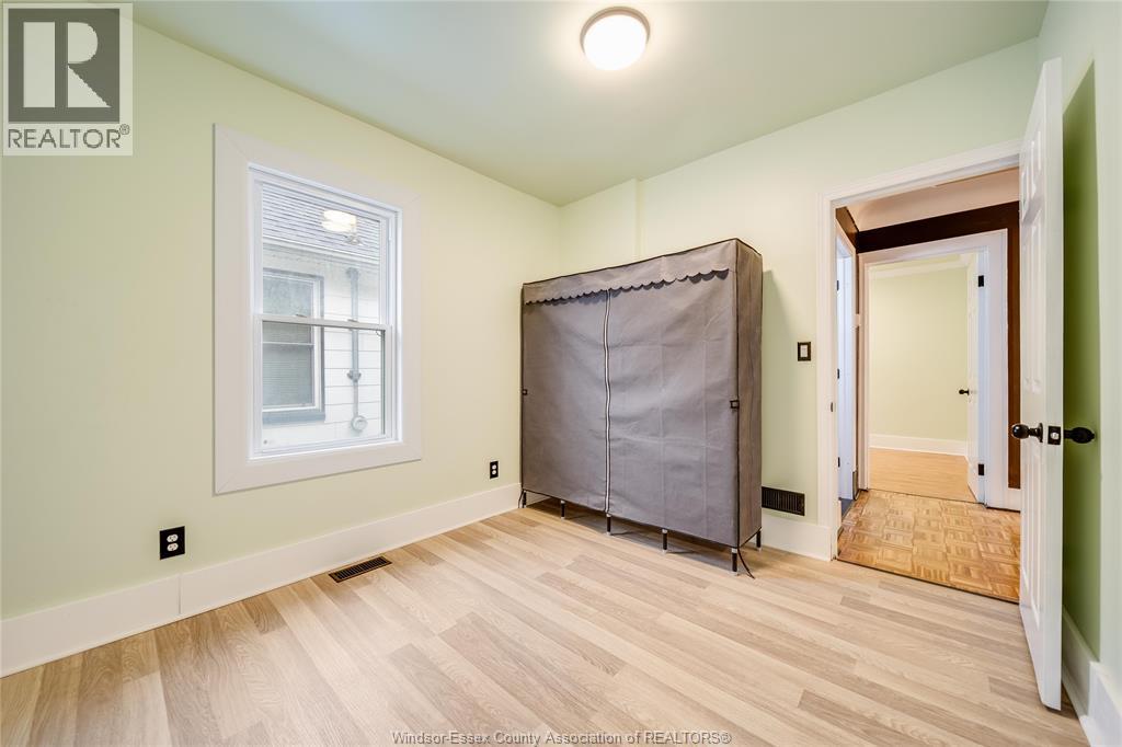 1046 Elsmere, Windsor, Ontario  N9A 2B2 - Photo 26 - 26009589
