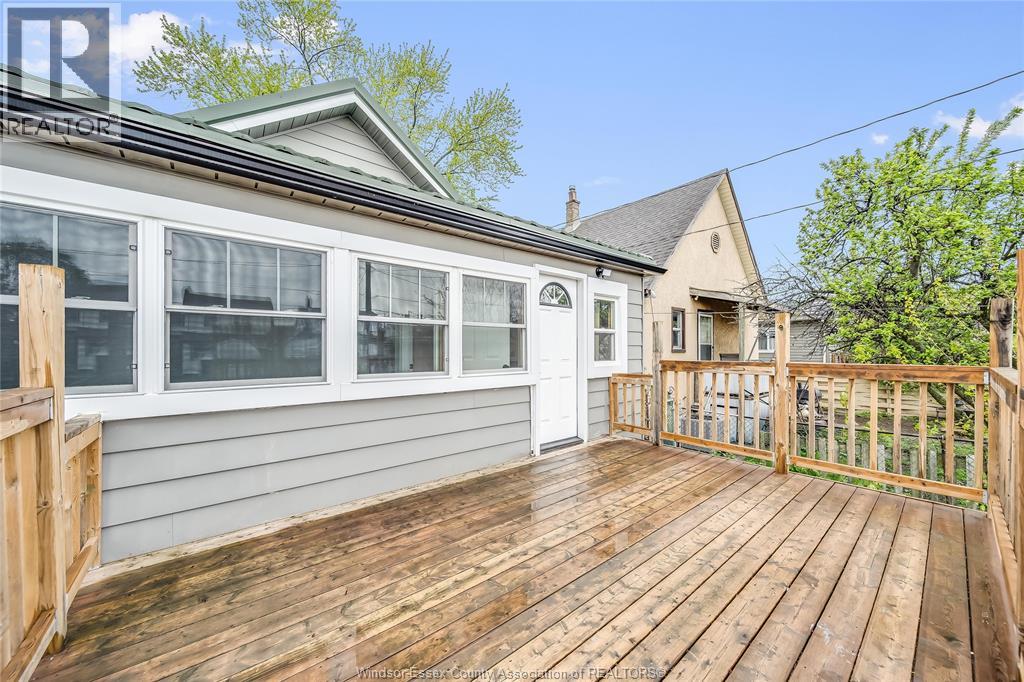 1046 Elsmere, Windsor, Ontario  N9A 2B2 - Photo 35 - 26009589