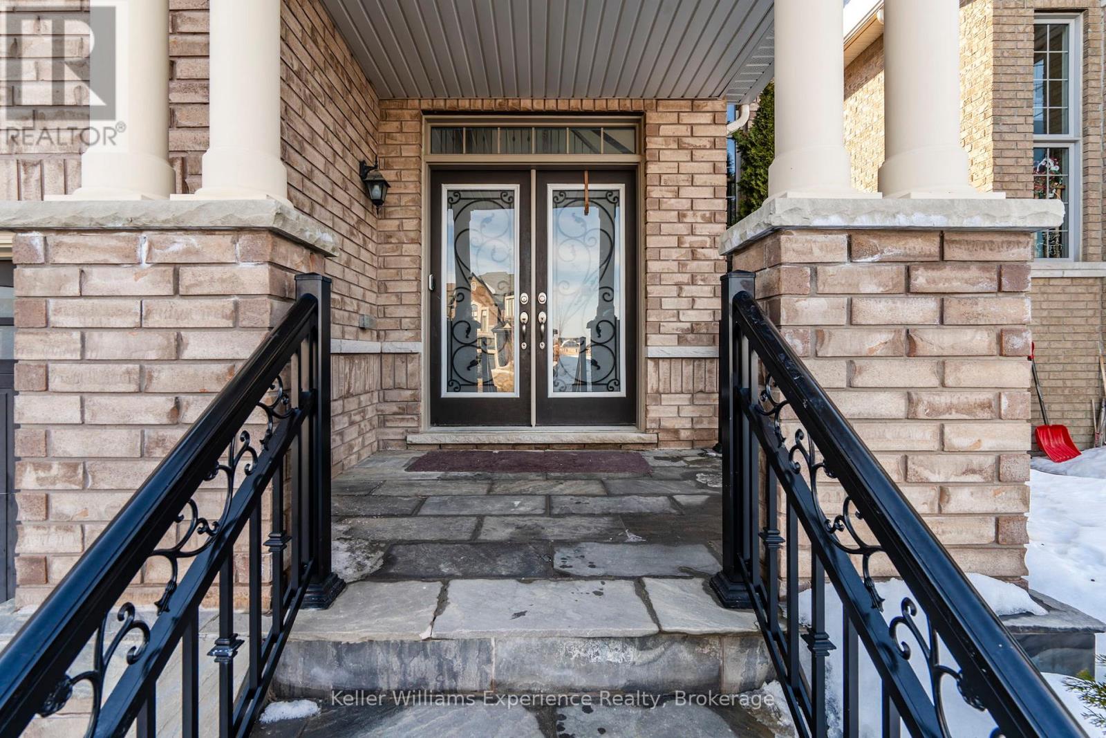 2090 Webster Boulevard, Innisfil (Alcona), Ontario  L9S 0J2 - Photo 2 - N13061702