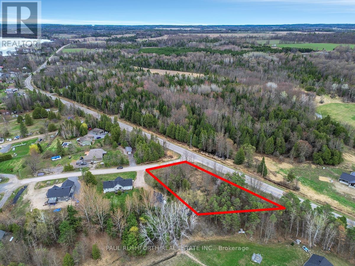 7 Grantham Road, Horton, Ontario  K7V 3Z8 - Photo 2 - X12818220