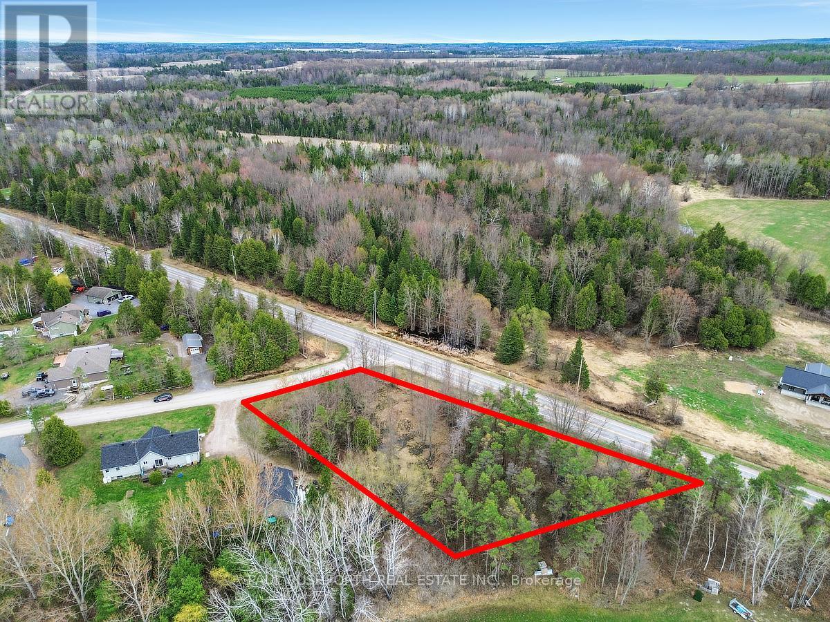 7 Grantham Road, Horton, Ontario  K7V 3Z8 - Photo 3 - X12818220