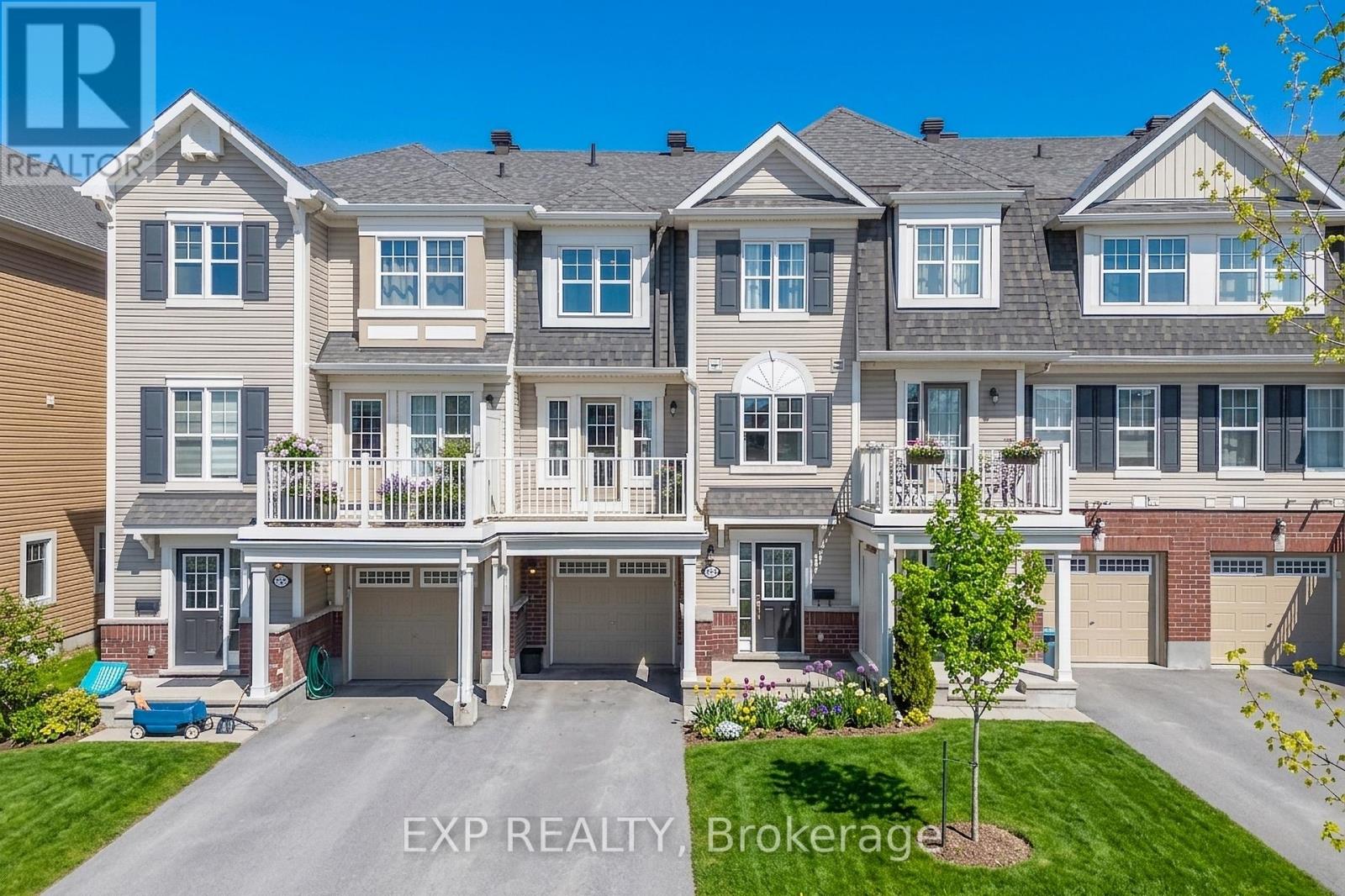 523 ENSATINA CRESCENT, Ottawa, Ontario