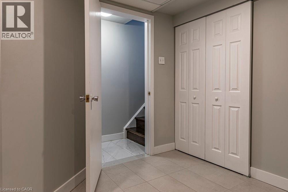 1345 Ester Drive, Burlington, Ontario  L7P 1L2 - Photo 24 - 40825321