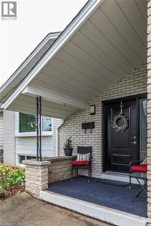 1345 Ester Drive, Burlington, Ontario  L7P 1L2 - Photo 3 - 40825321