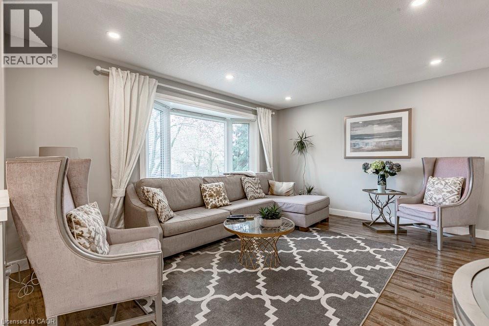 1345 Ester Drive, Burlington, Ontario  L7P 1L2 - Photo 6 - 40825321