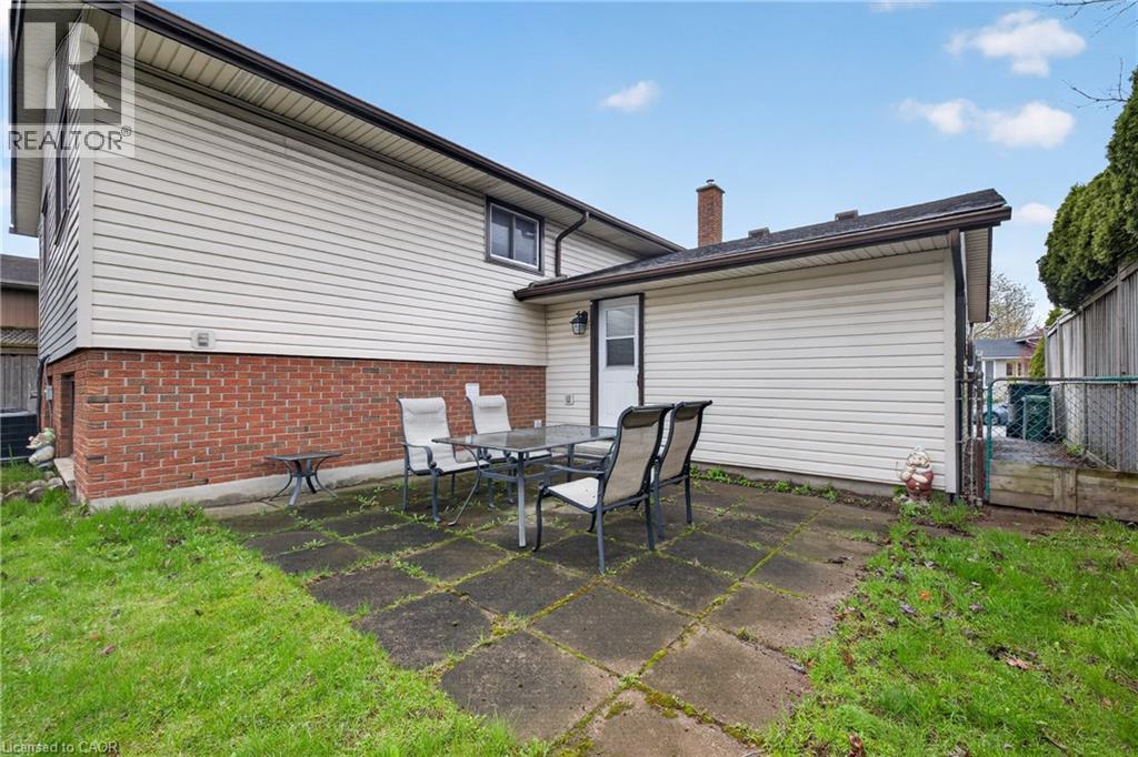 9 Sanderson Drive, Guelph, Ontario  N1H 6T7 - Photo 42 - 40825199