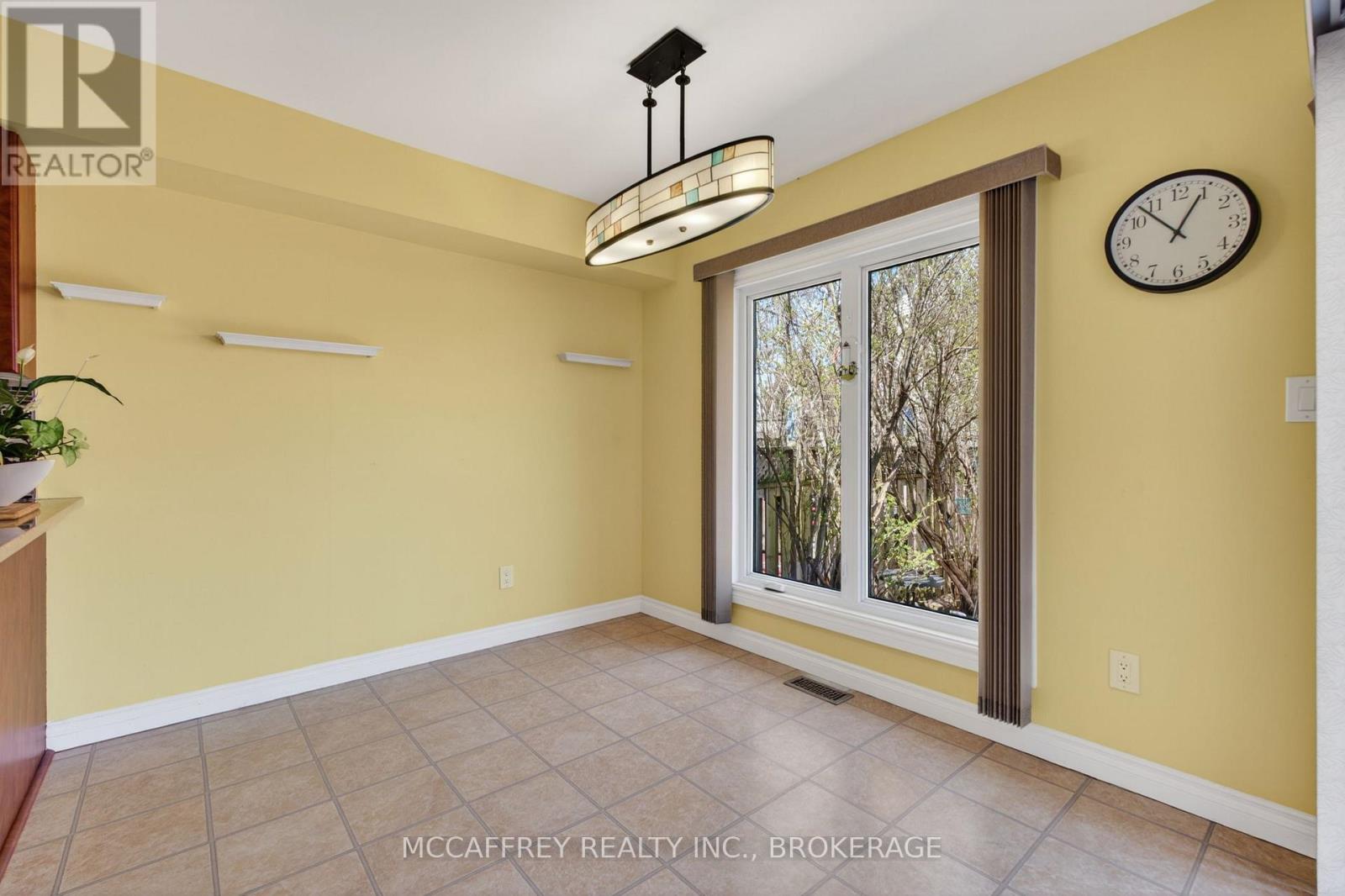508 Farnham Court, Kingston, Ontario  K7M 8Y1 - Photo 10 - X13061564