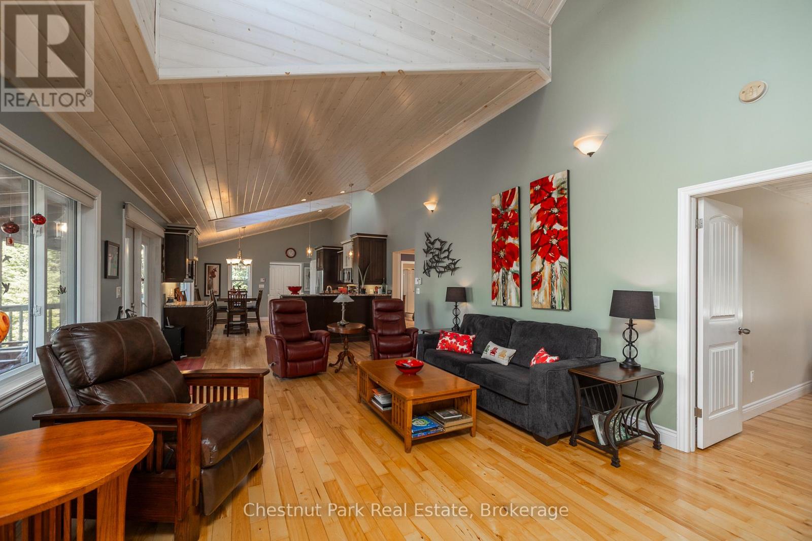 94 Zorra Drive, Northern Bruce Peninsula, Ontario  N0H 2R0 - Photo 26 - X13061526