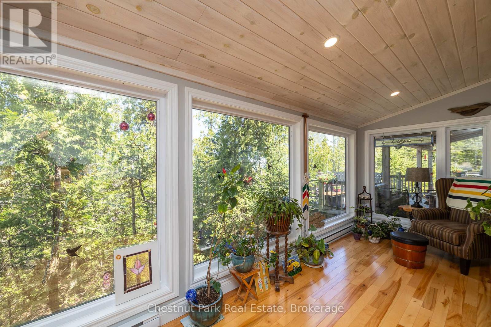 94 Zorra Drive, Northern Bruce Peninsula, Ontario  N0H 2R0 - Photo 27 - X13061526